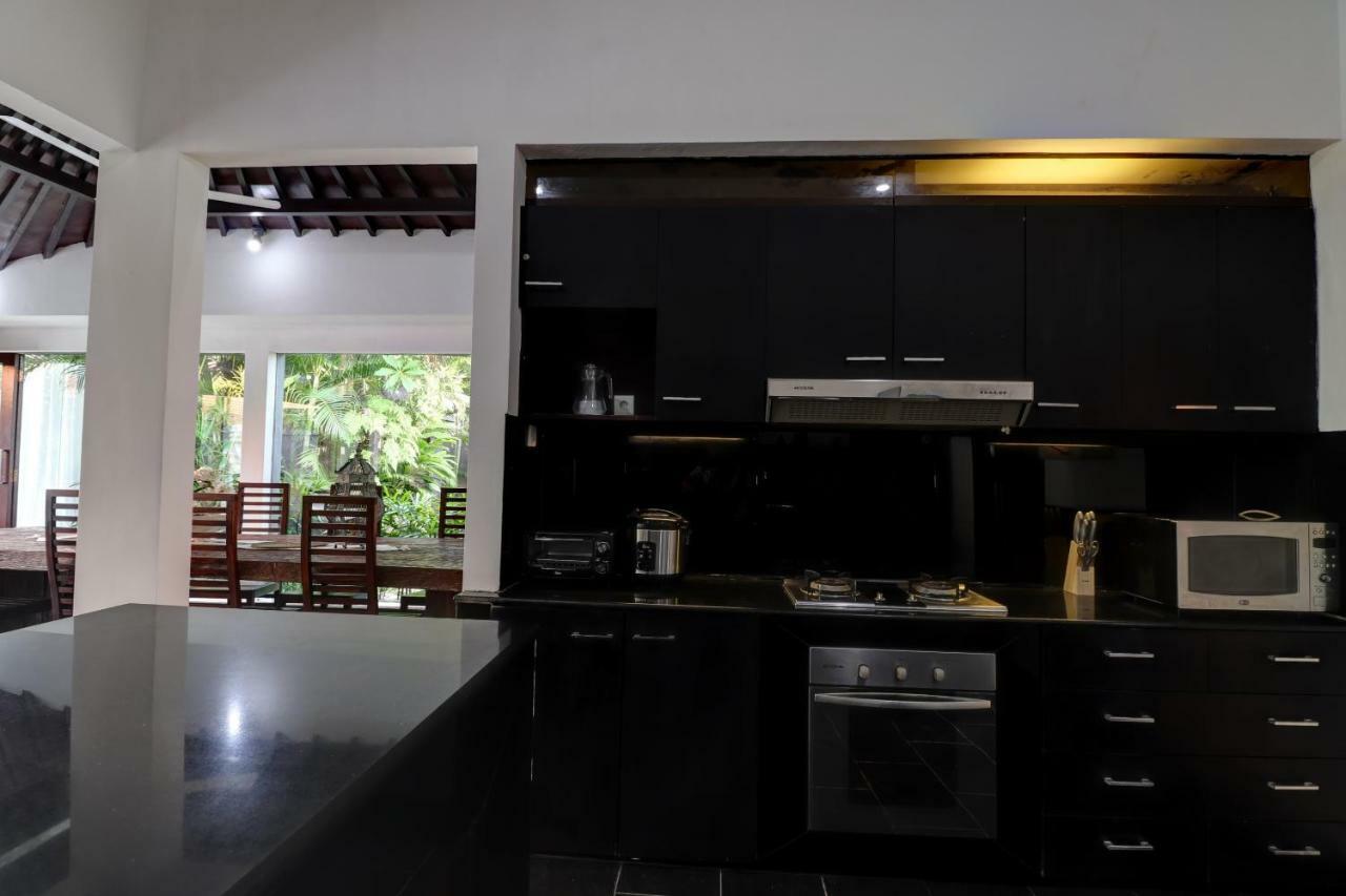 Casa Priya Canggu Extérieur photo